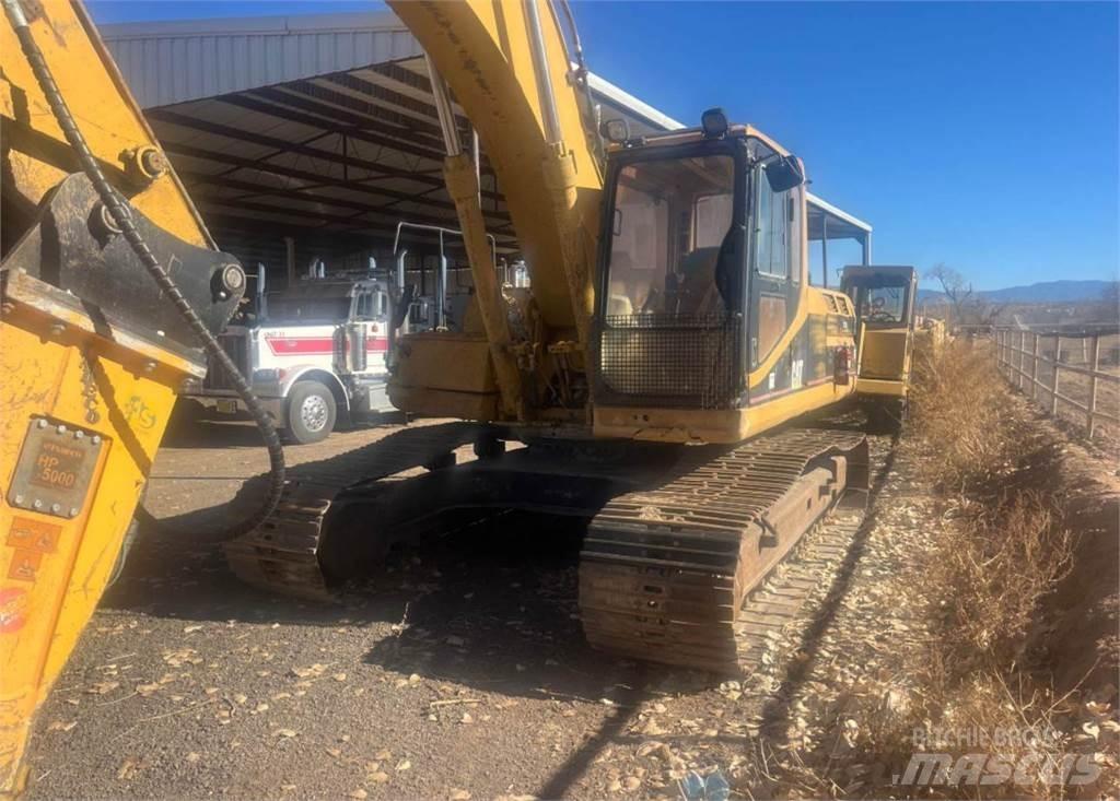 CAT 325L Beltegraver