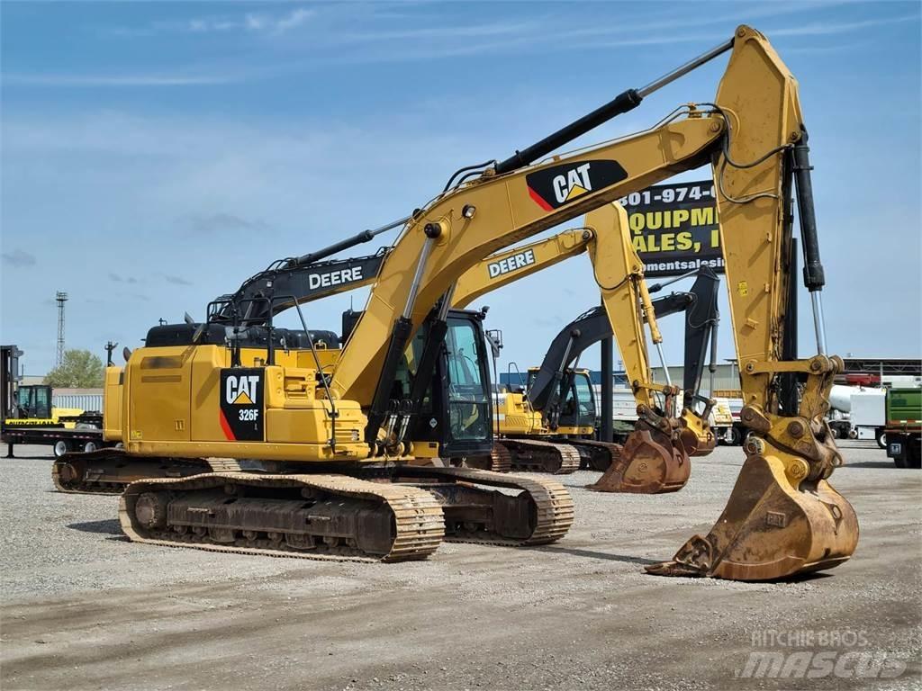 CAT 326F Beltegraver