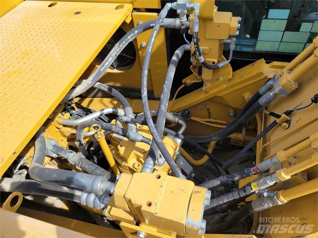 CAT 326F Beltegraver