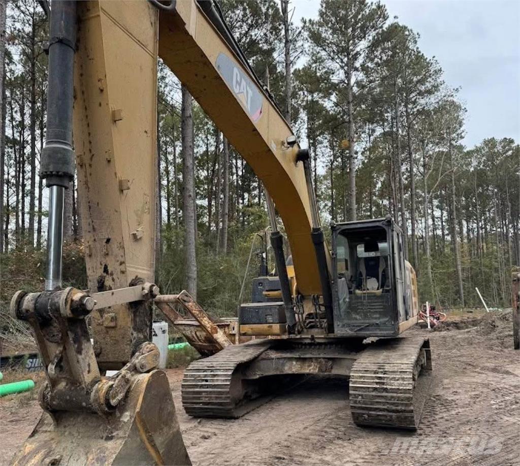 CAT 329EL Beltegraver