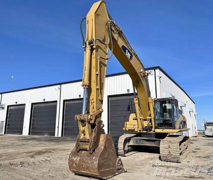 CAT 330D Beltegraver