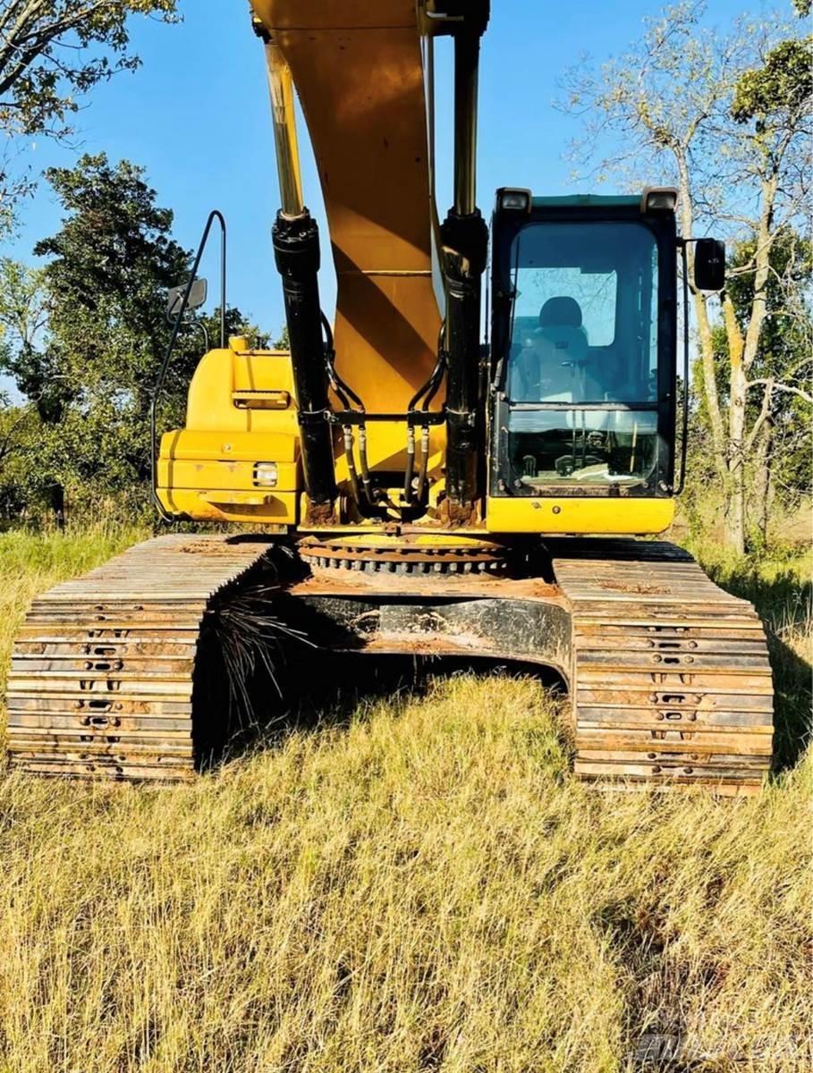 CAT 330DL Beltegraver
