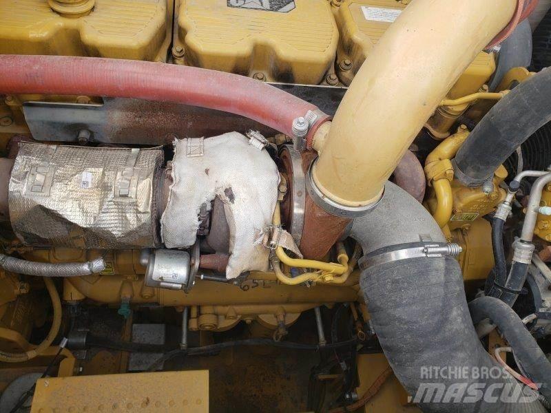 CAT 390FL Beltegraver