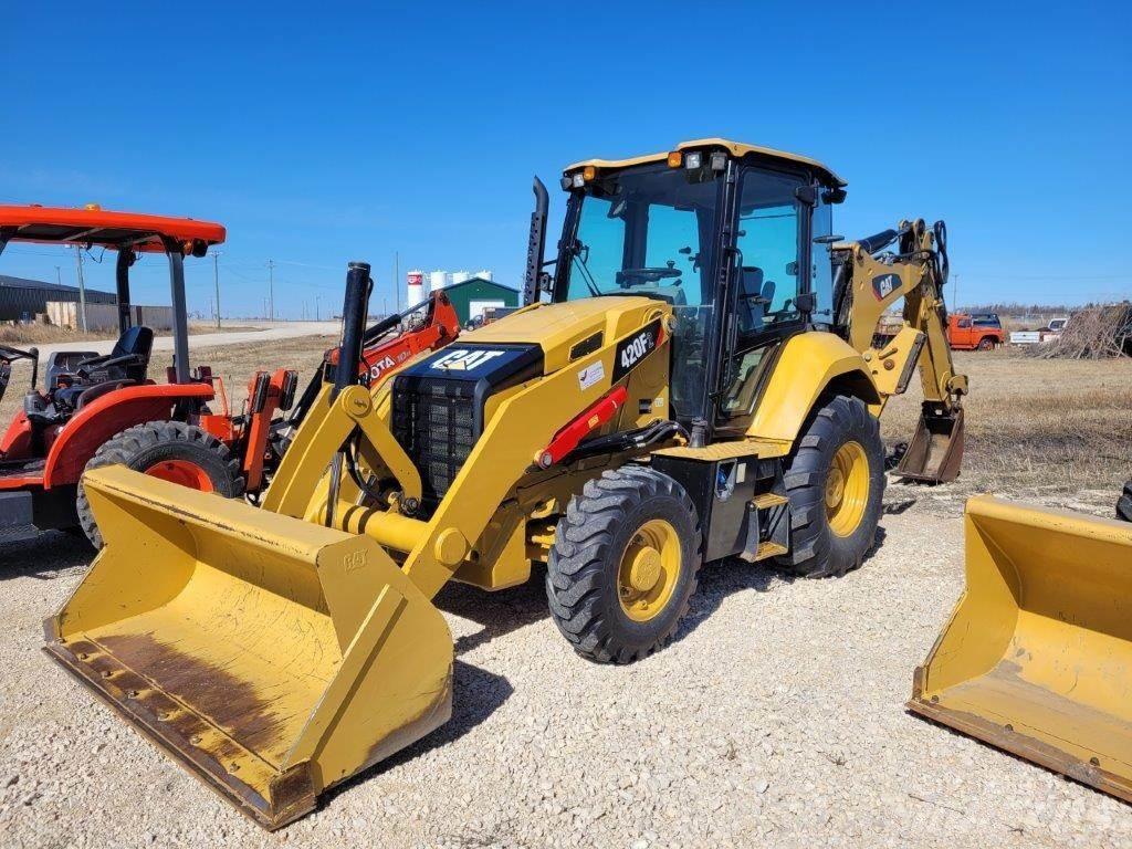 CAT 420F2 Traktorgravere