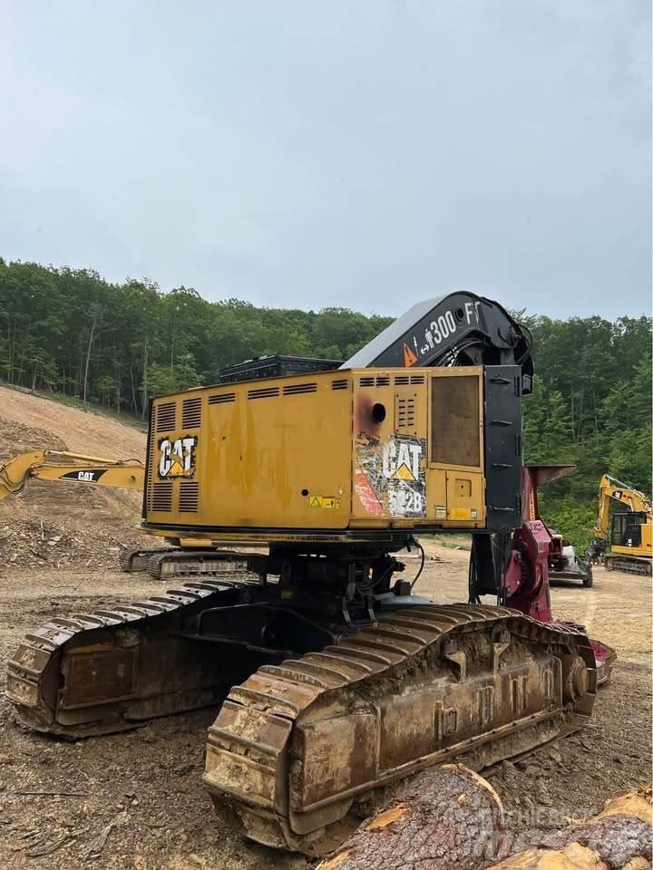 CAT 522B Feller bunchers