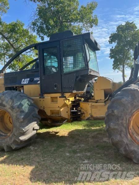 CAT 525C Stammelunner