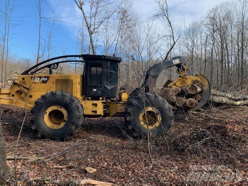 CAT 525D Stammelunner