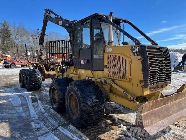 CAT 574 Lassbærere