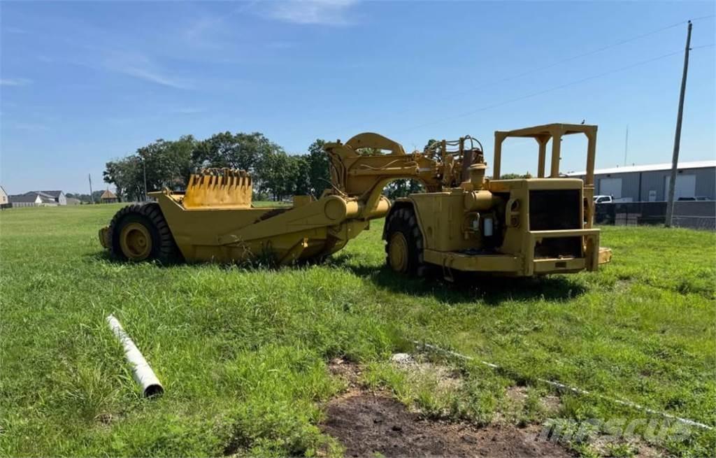 CAT 621B Veiskrape