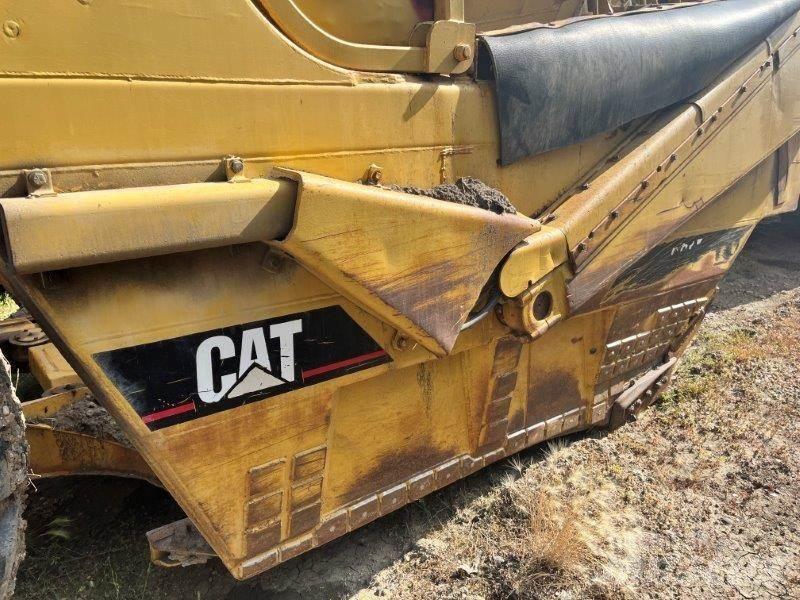CAT 621E Veiskrape
