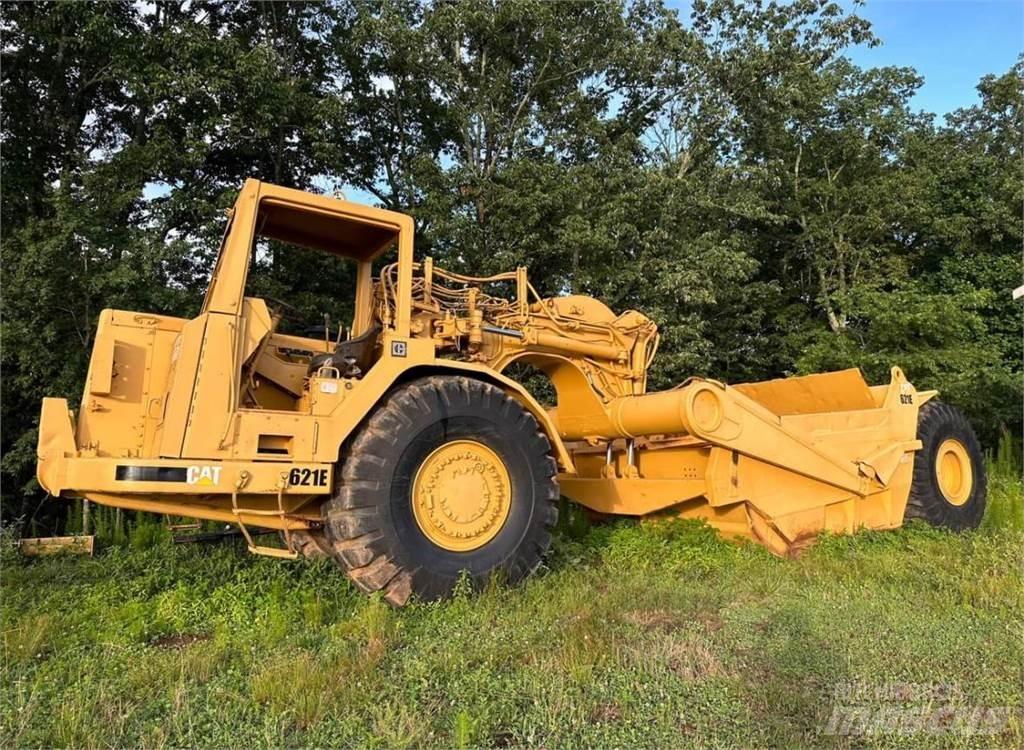 CAT 621E Veiskrape