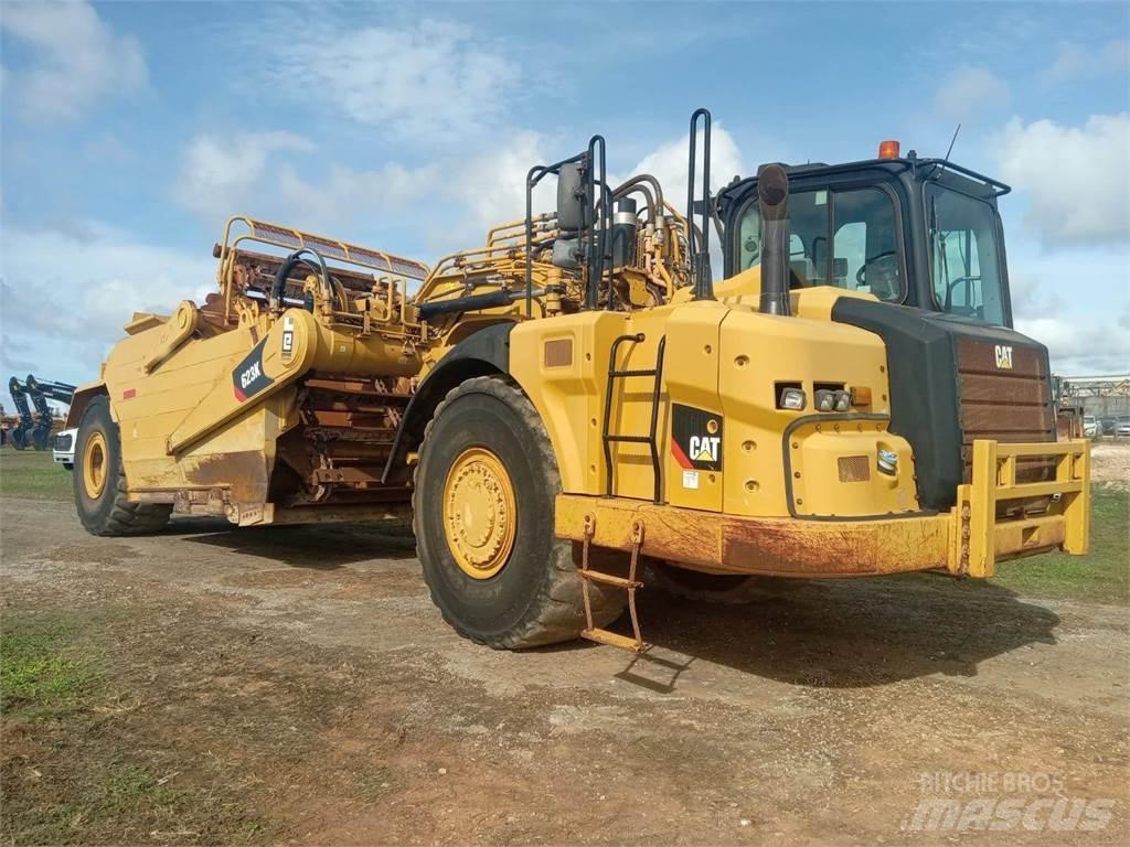 CAT 623K Veiskrape