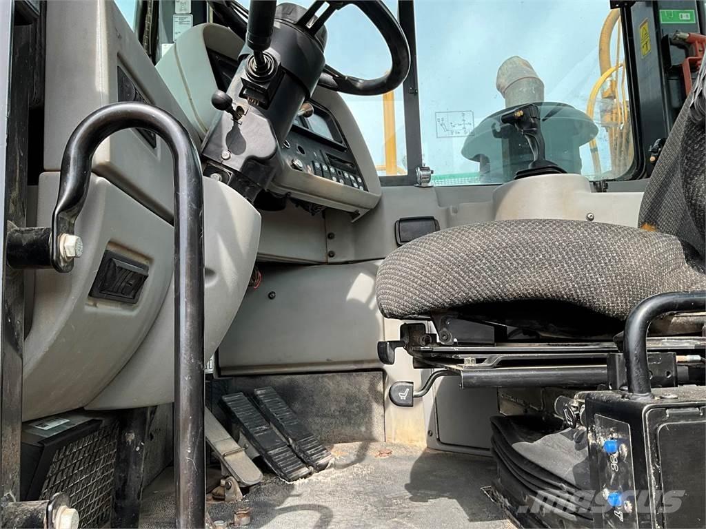 CAT 627G Veiskrape