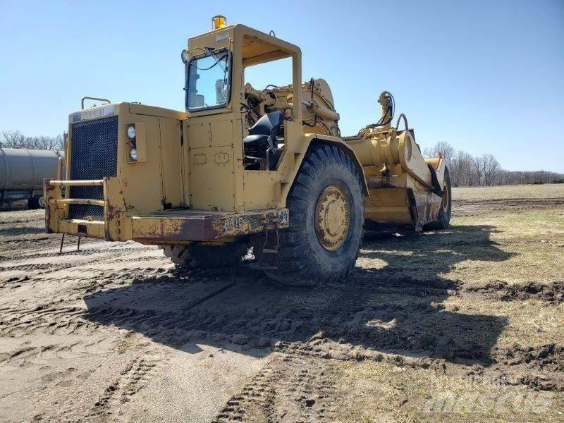 CAT 631D Veiskrape