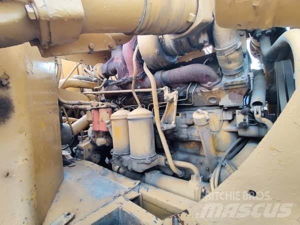 CAT 637C Veiskrape
