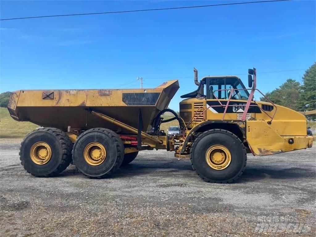 CAT 740 Rammestyrte Dumpere