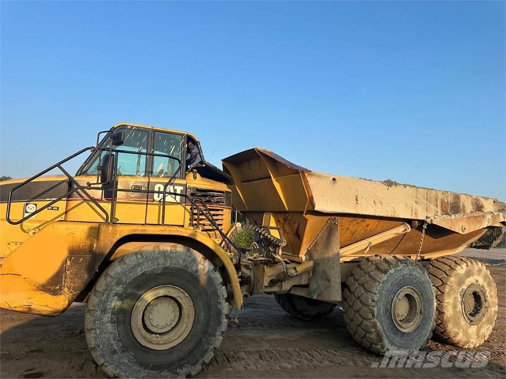 CAT 740 Rammestyrte Dumpere