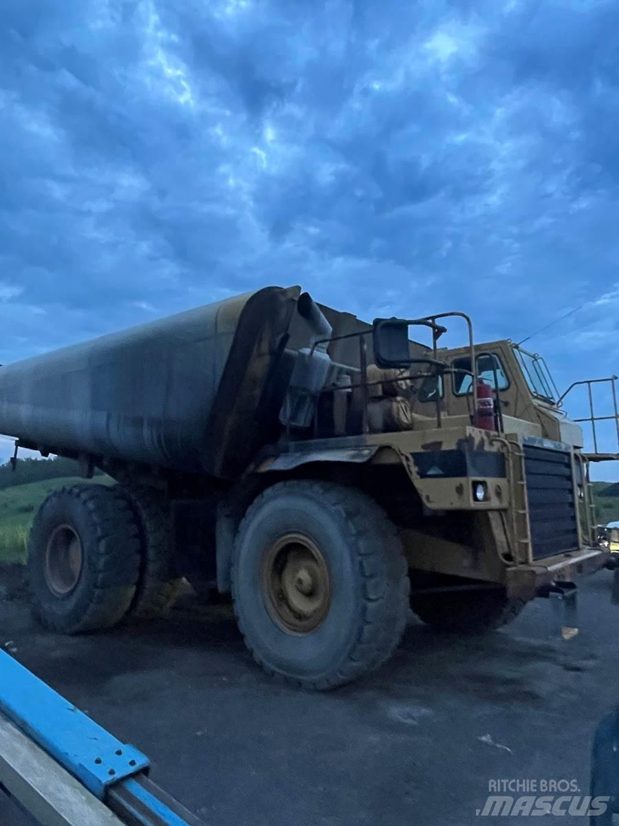 CAT 773B Tankbiler