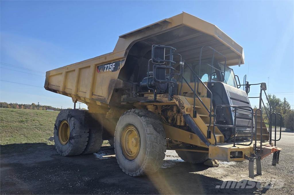 CAT 775F Rammestyrte Dumpere