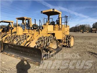 CAT 815B Hjullaster til komprimering