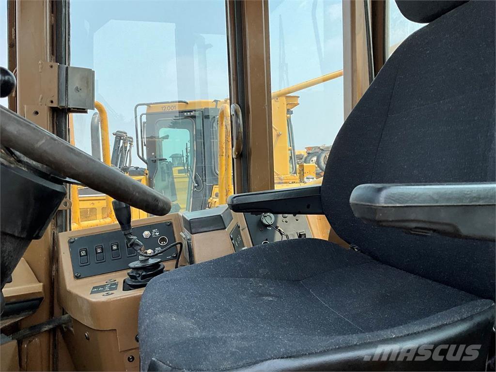 CAT 815F Hjullaster til komprimering