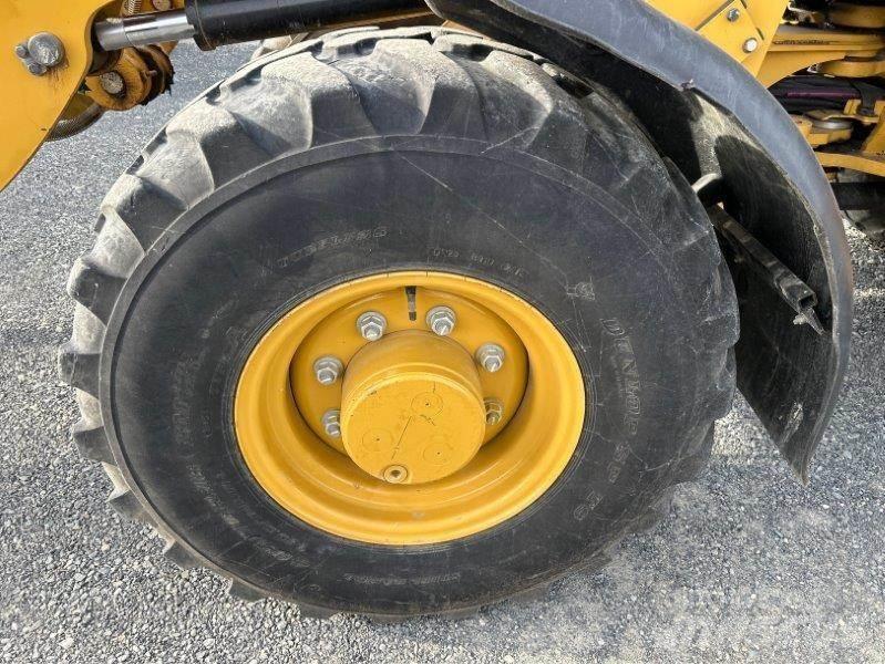 CAT 906M Hjullastere