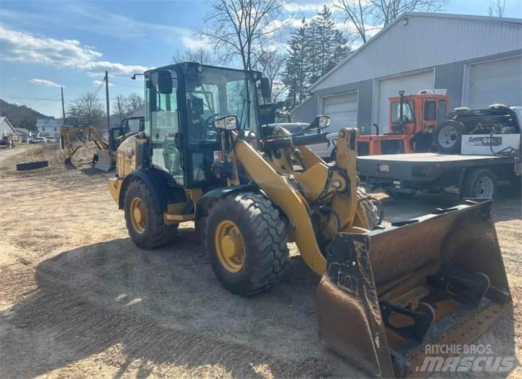 CAT 906M Hjullastere