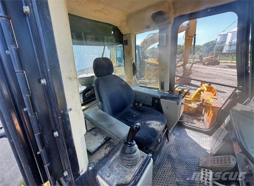 CAT 953C Beltelastere