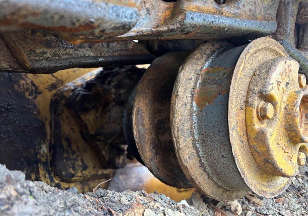 CAT 963B Beltelastere