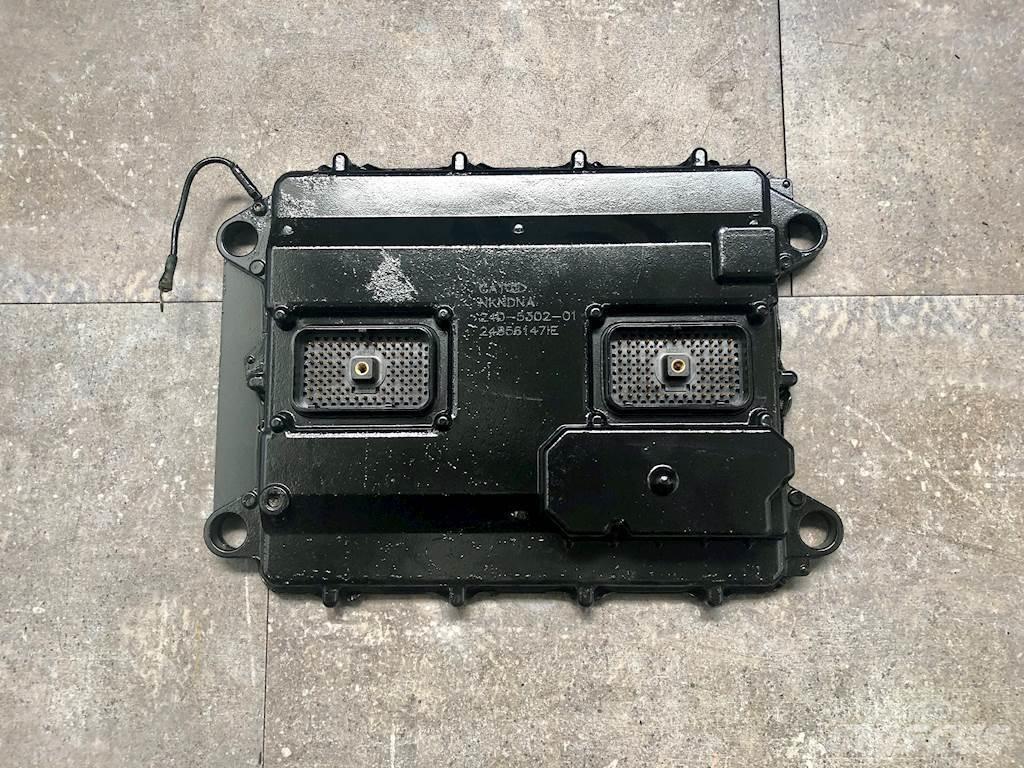 CAT C7 Lys - Elektronikk