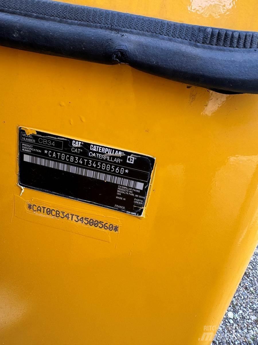 CAT CB34 Asfaltutleggere