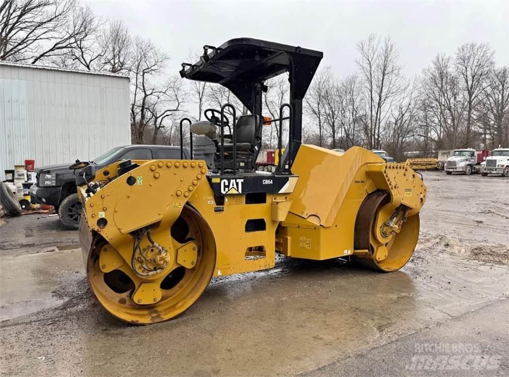 CAT CB64 Valsetog