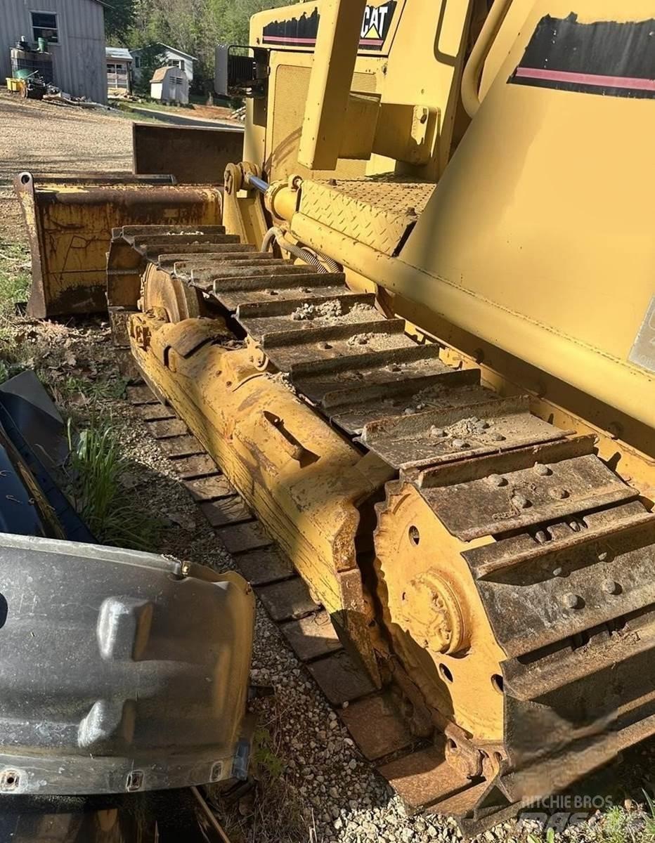 CAT D3B Dozere Beltegående