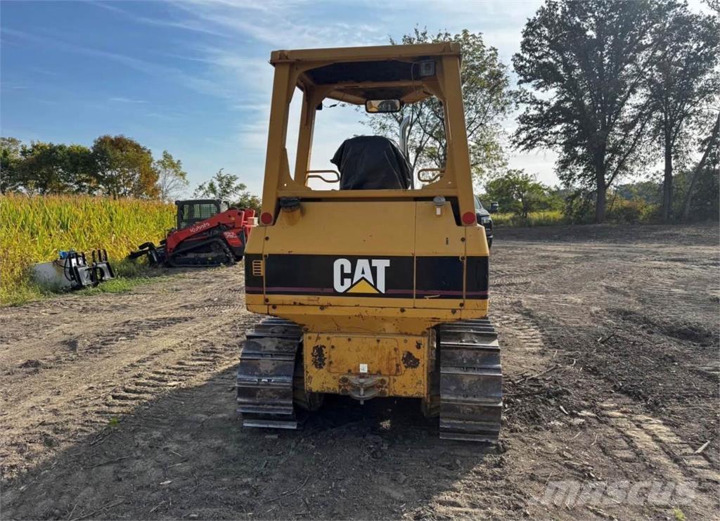 CAT D3G XL Dozere Beltegående