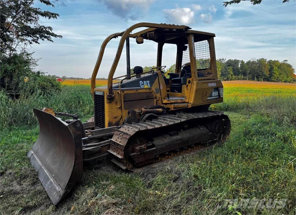 CAT D5G XL Dozere Beltegående