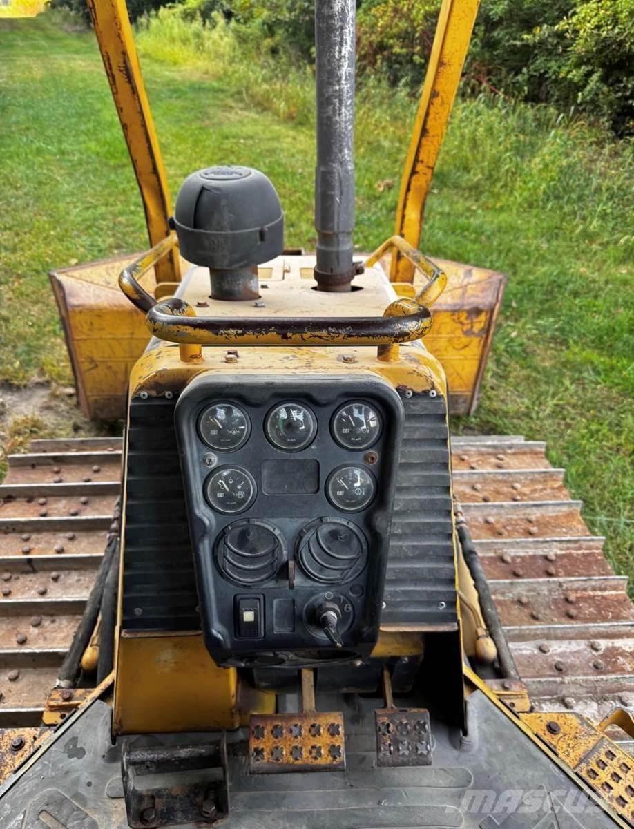 CAT D5G XL Dozere Beltegående