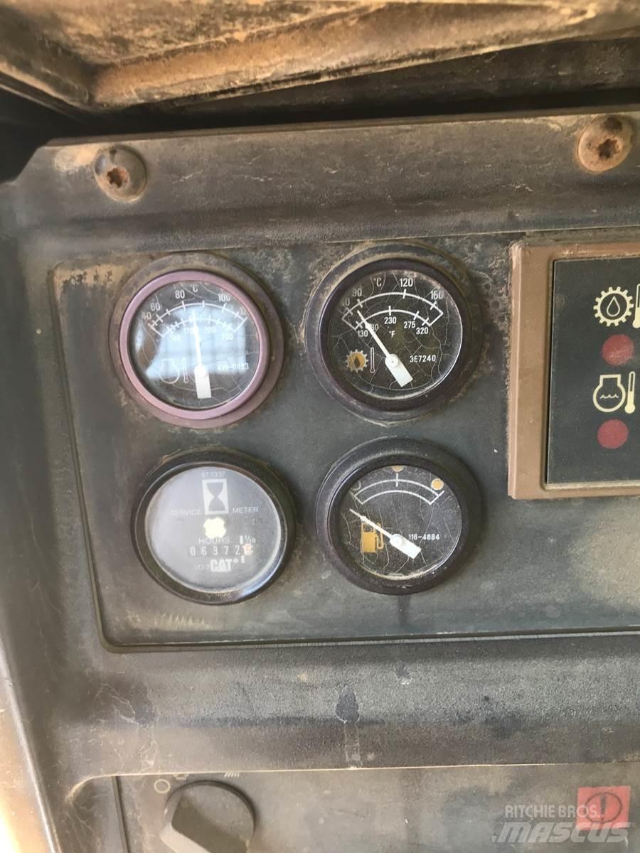 CAT D5M Dozere Beltegående