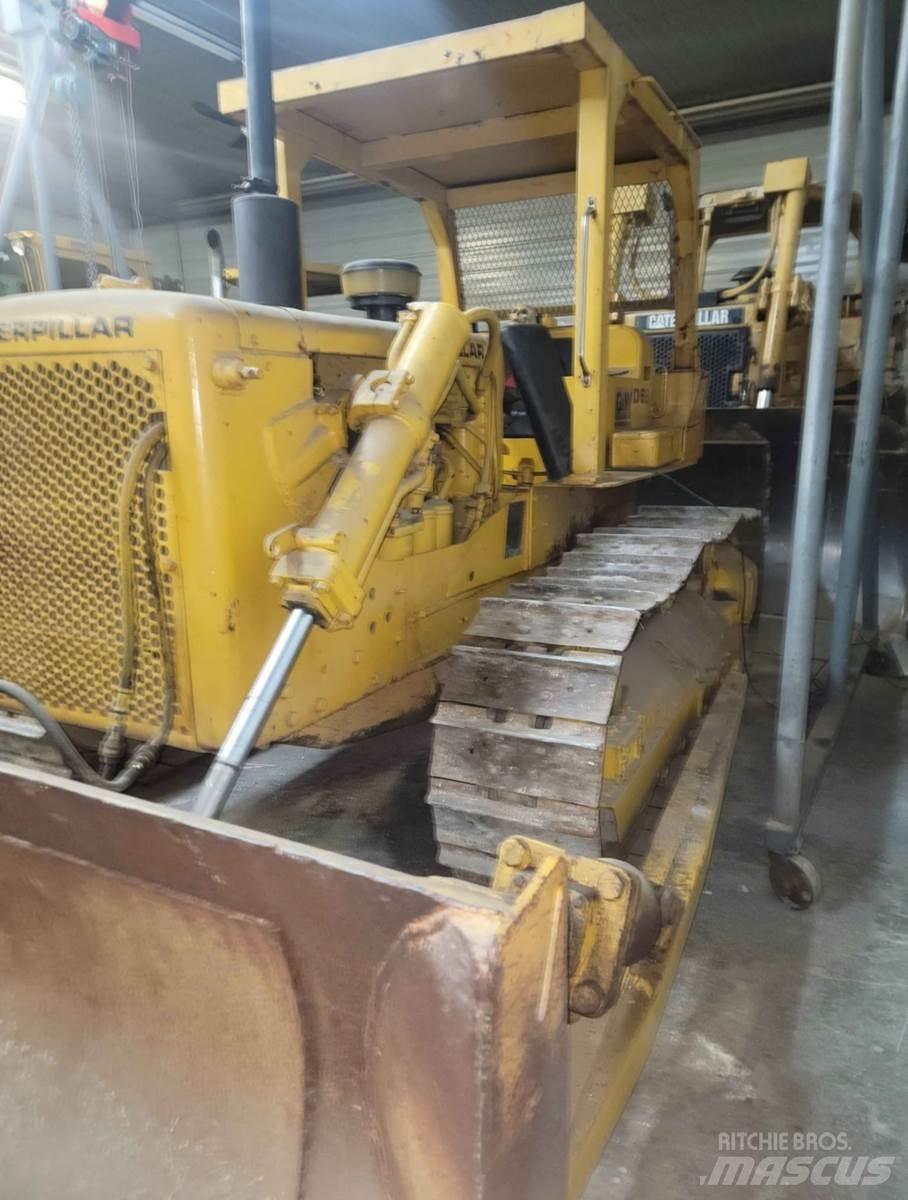 CAT D6B Dozere Beltegående