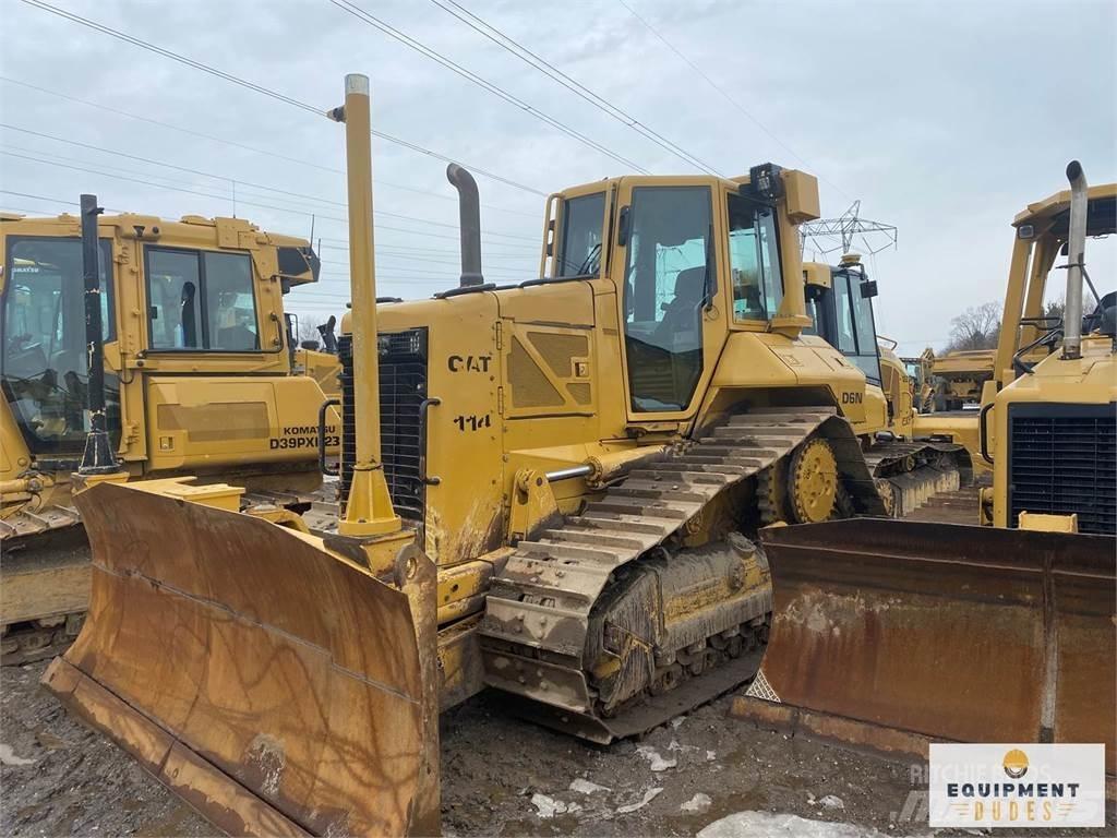 CAT D6N XL Dozere Beltegående
