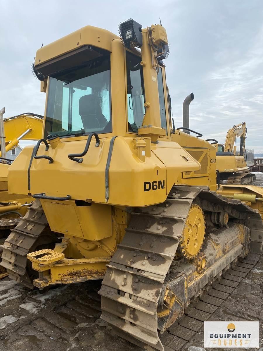 CAT D6N XL Dozere Beltegående