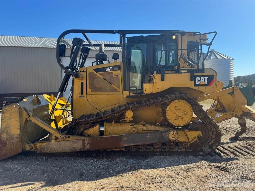 CAT D6T XW Dozere Beltegående