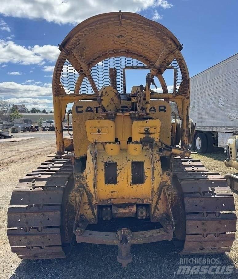 CAT D7 Dozere Beltegående