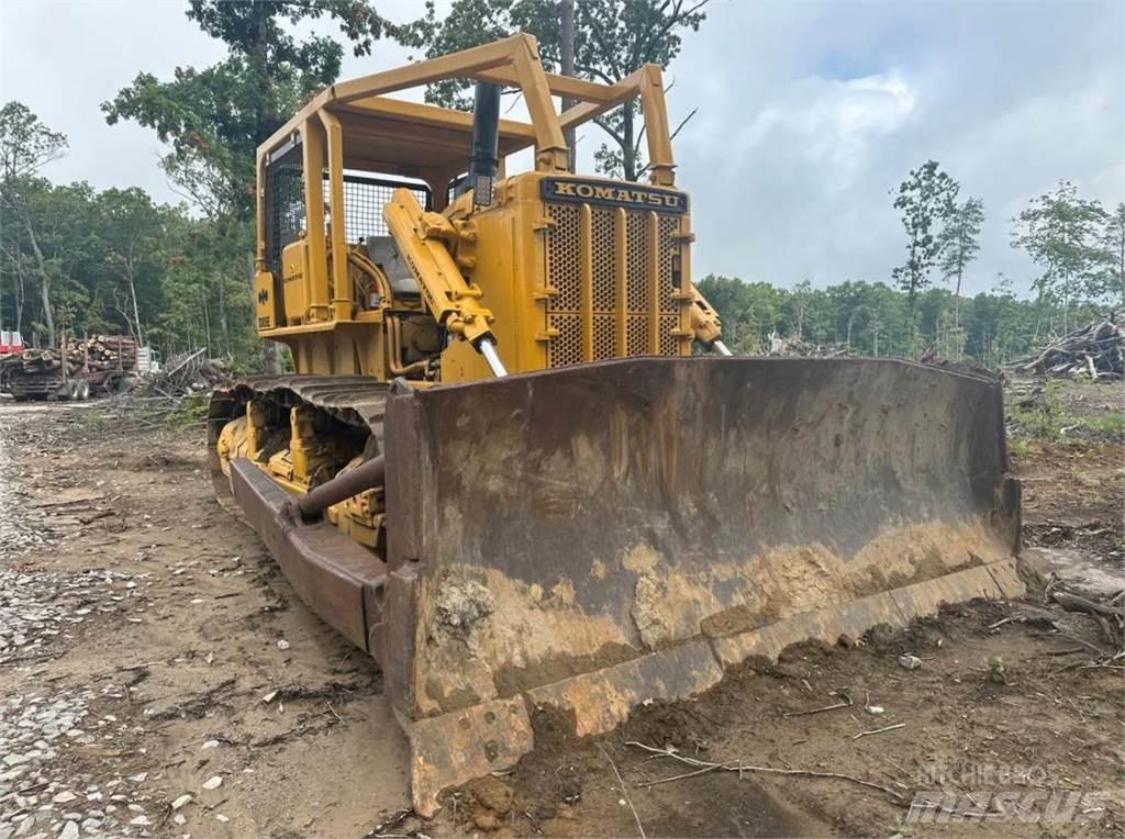 CAT D85E Dozere Beltegående