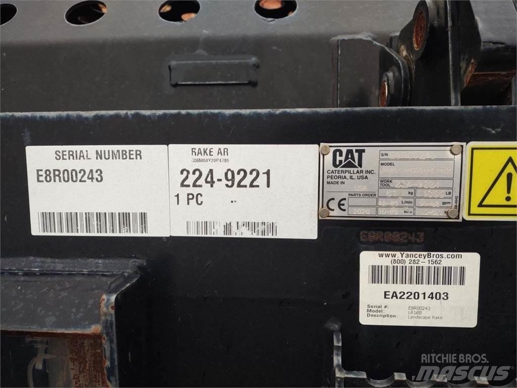 CAT LR18B Raker og høyvendere