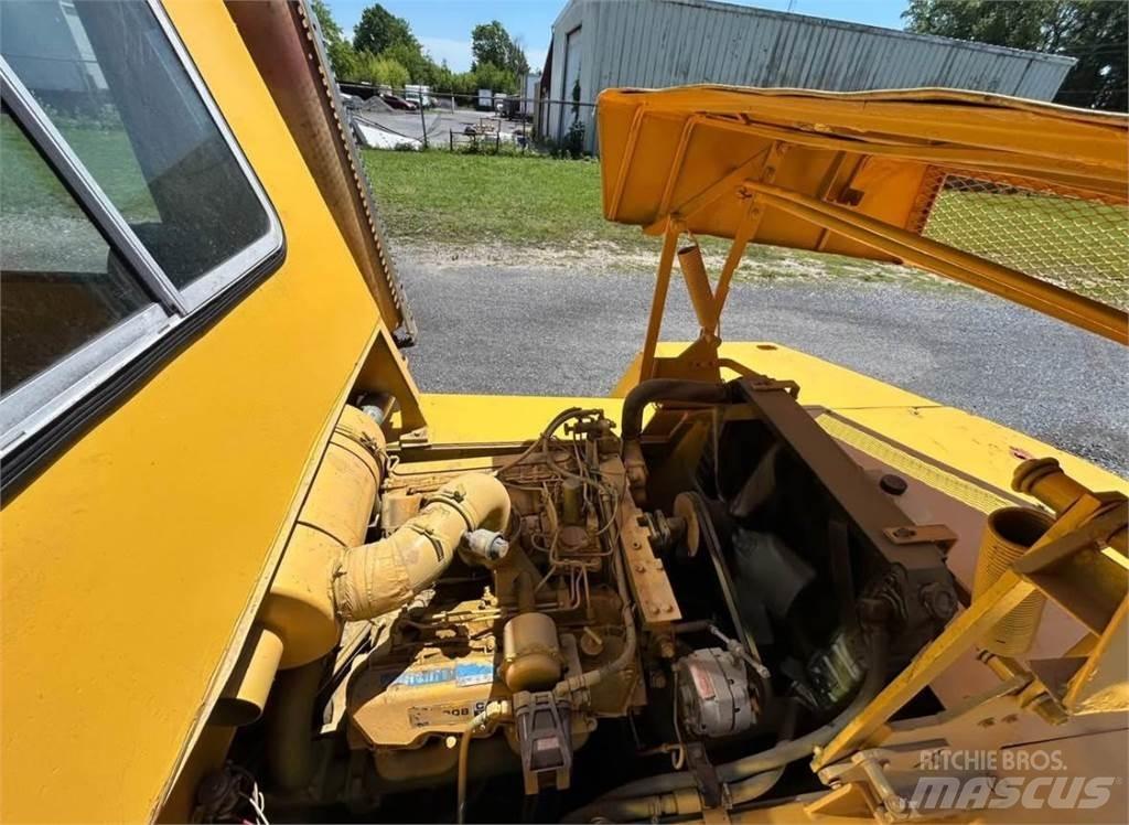 CAT V300 Gaffeltrucker - Annet