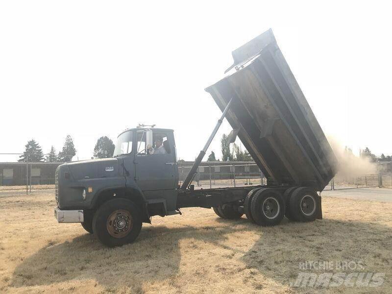 Ford 8000 Tippbil
