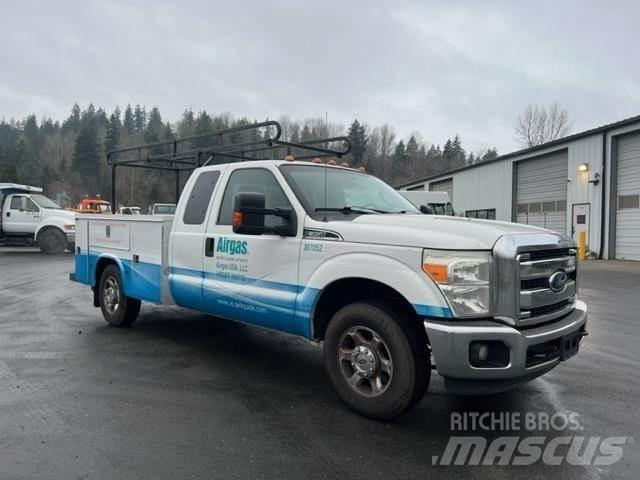 Ford F-350 Kommunalt / generelt kjøretøy