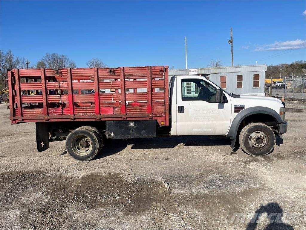 Ford F-450 Dyretransport