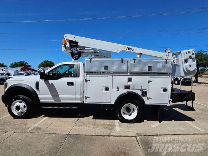 Ford F-450 Bilmontert lift