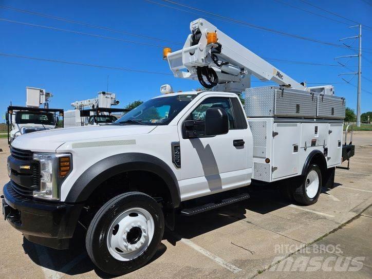 Ford F-450 Bilmontert lift